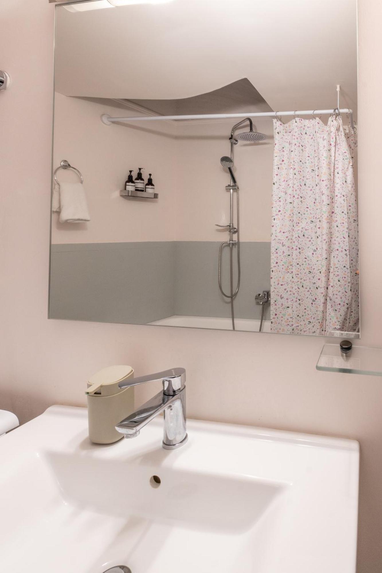 Agora Apartment Plaka And Acropolis Area 아테네 외부 사진